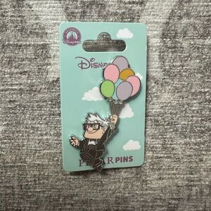 Disney Pixar Up Carl balloons Disneyland Paris pin on card